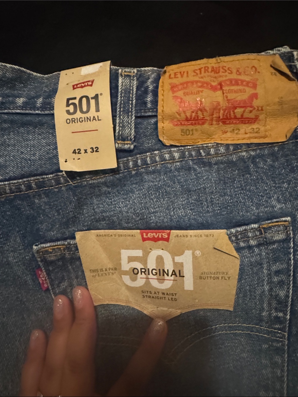 More Levi’s - Picture 2 of 2